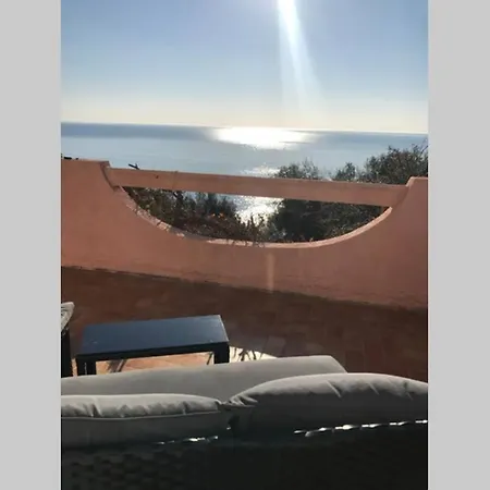 Maison 6pers Vue Mer&plage Privée Du Domaine Solenzara Hébergement de vacances Sari-Solenzara