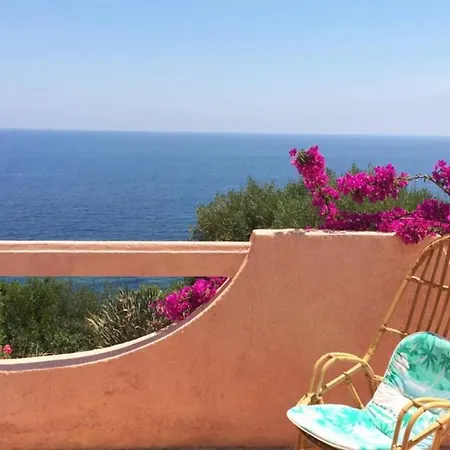Hébergement de vacances Maison 6pers Vue Mer&plage Privée Du Domaine Solenzara Sari-Solenzara